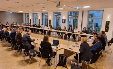 Contributed to the GLOHRA’s fact-finding mission to Brussels